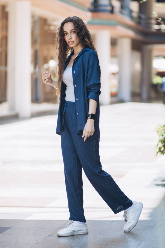 Ribbed Linen suit in "navy blue"