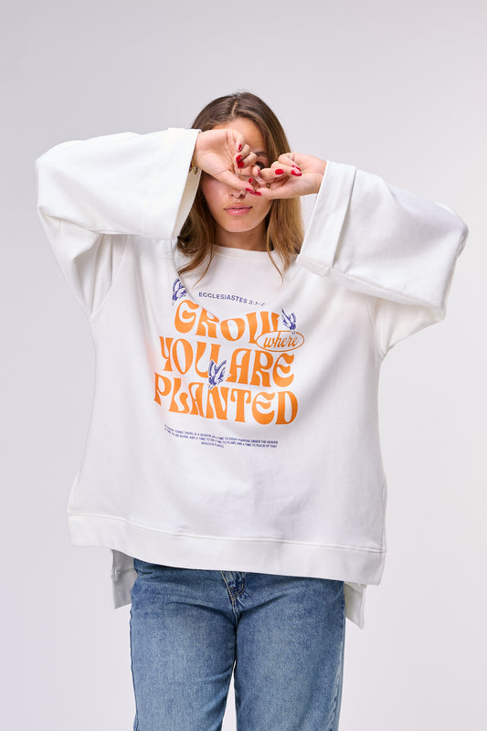“Grow” – Oversized Printed Cotton T-shirt | 100% Comfy Fabric – Long Back with Side Slits