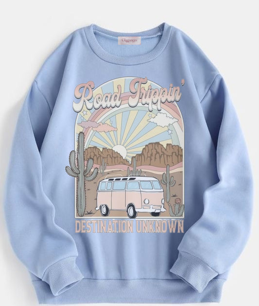 "Road tripping" over Size sweatshirt